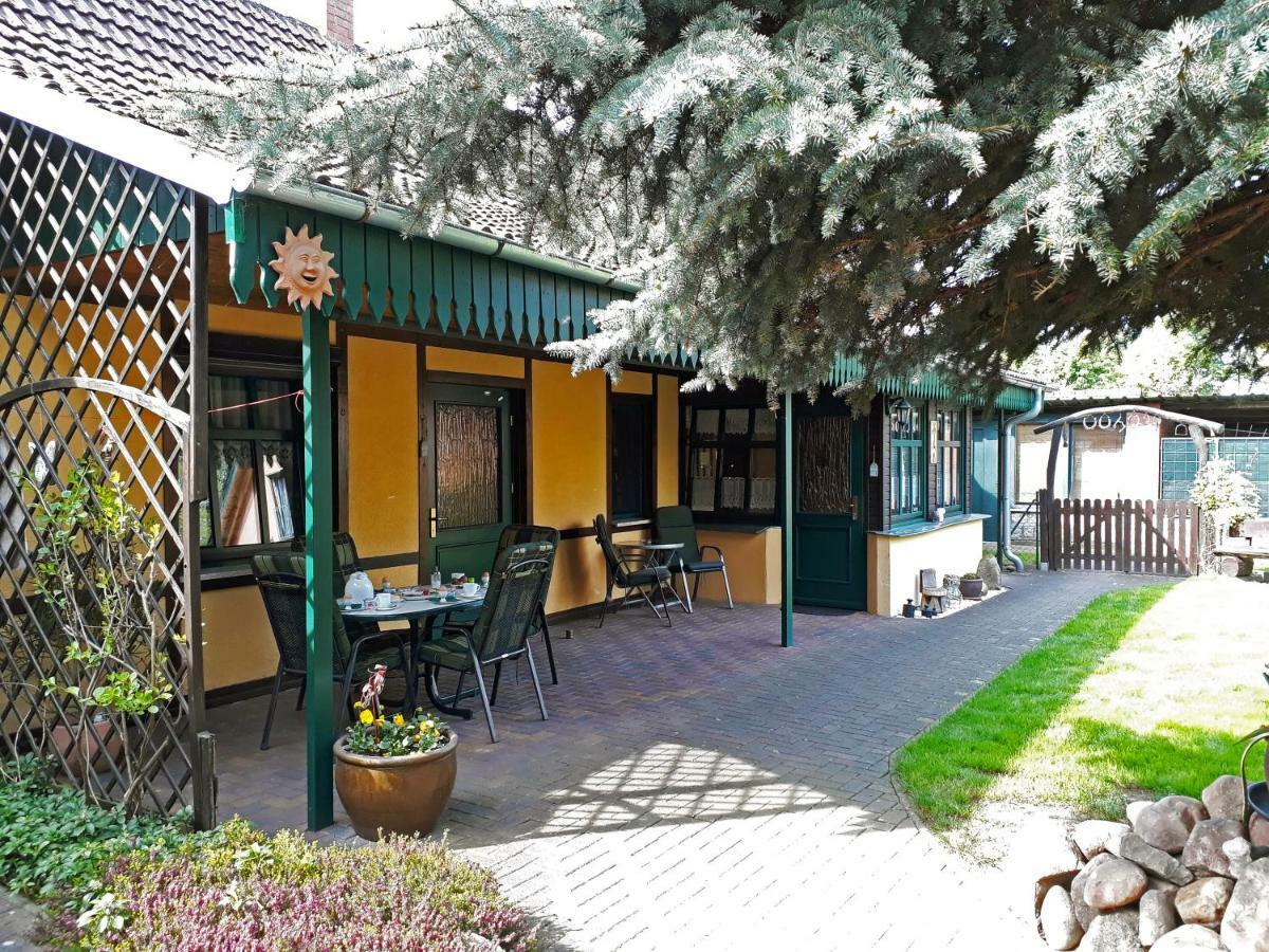 Pension Zum Weissen Hirsch Reitwein Екстериор снимка