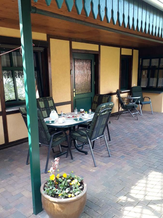 Pension Zum Weissen Hirsch Reitwein Екстериор снимка